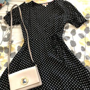 GB Vneck tiny floral wrap dress